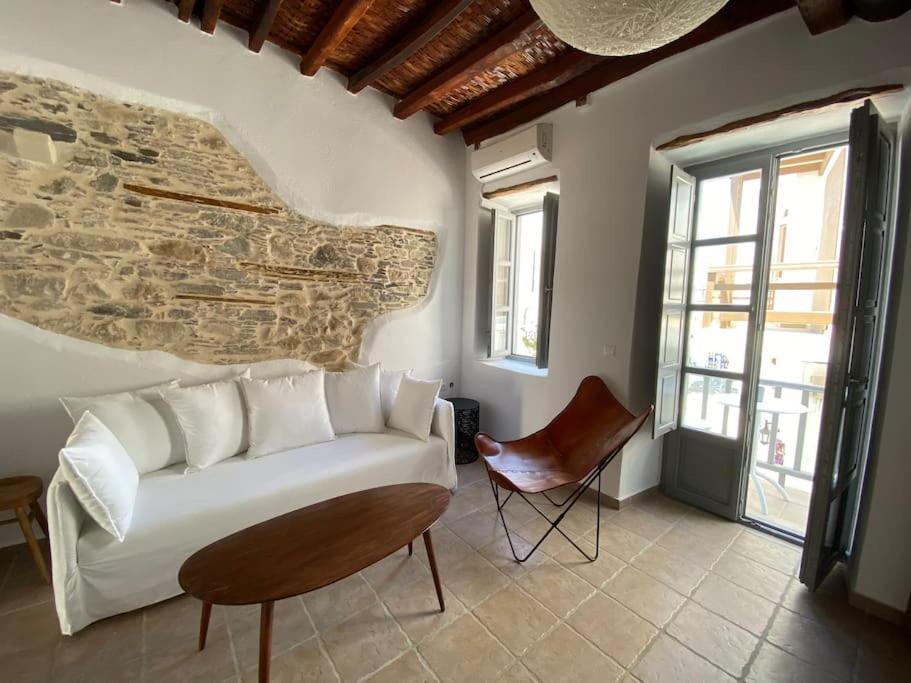 Venghera Naousa Apartment In The Heart Of Naousa المظهر الخارجي الصورة