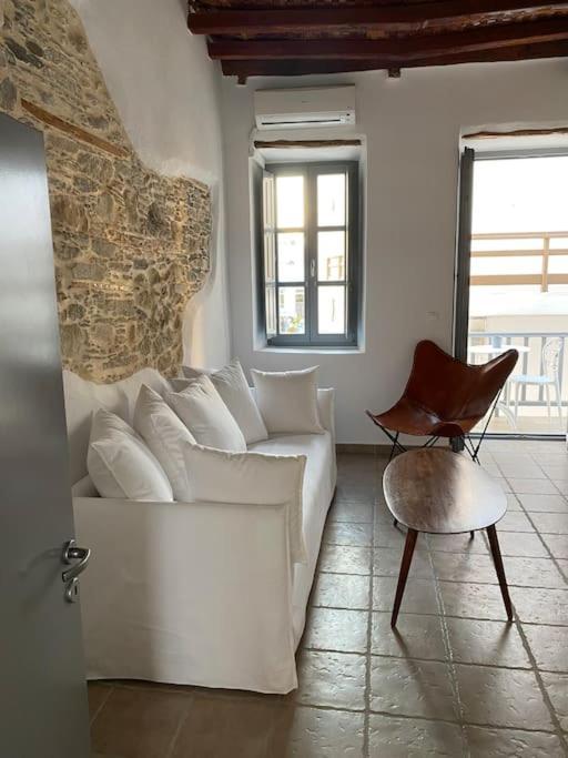 Venghera Naousa Apartment In The Heart Of Naousa المظهر الخارجي الصورة